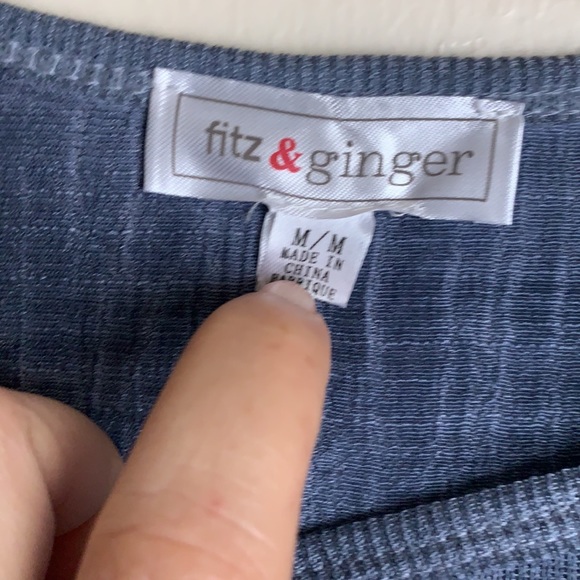 Fitz & Ginger blue top size M - Picture 5 of 7